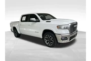 $34532 : Ram 1500 2025 4x4 Laramie 4d thumbnail
