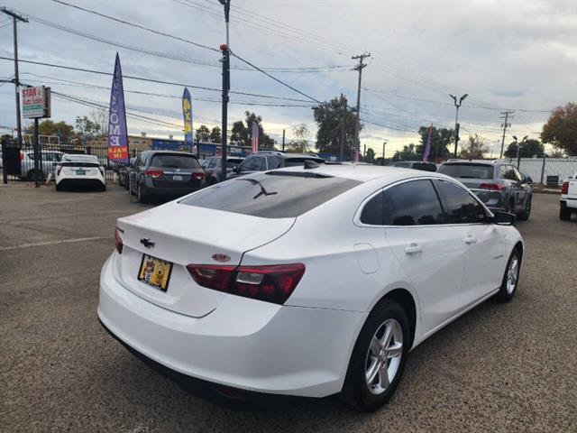 $15999 : 2020 Malibu LS image 10