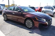 $20587 : 2024 Altima 2.5 SV Sedan thumbnail