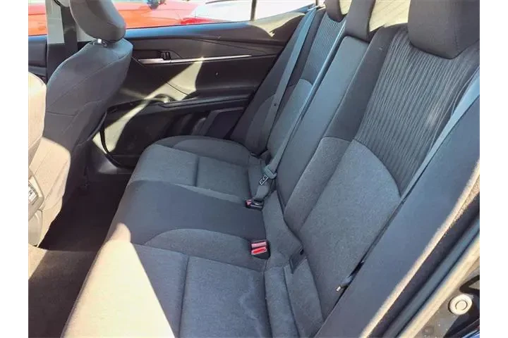$25556 : Toyota Camry 2025 LE 4dr Sed image 8