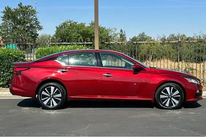 $16939 : Nissan Altima 2022 AWD 2.5 S image 9