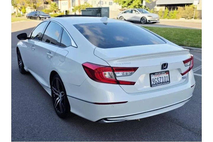 $19450 : 2022 Accord Hybrid Touring image 4