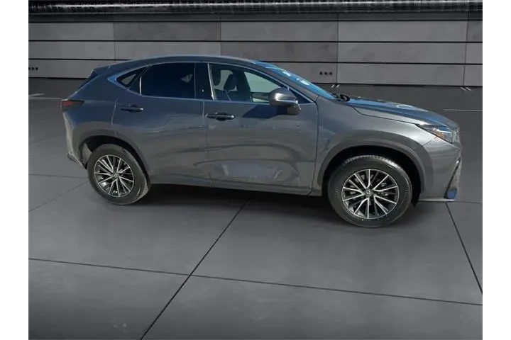 $39887 : Lexus NX 250 2024 Premium 4d image 9