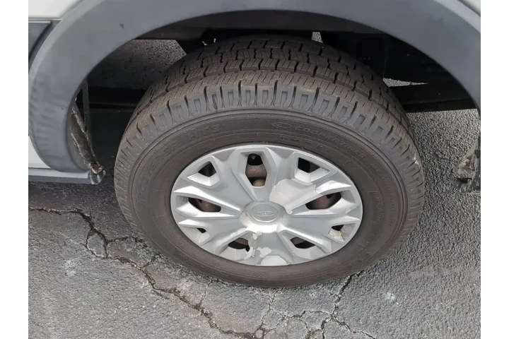 $21572 : Ford Transit 2016 350 XL 3dr image 5