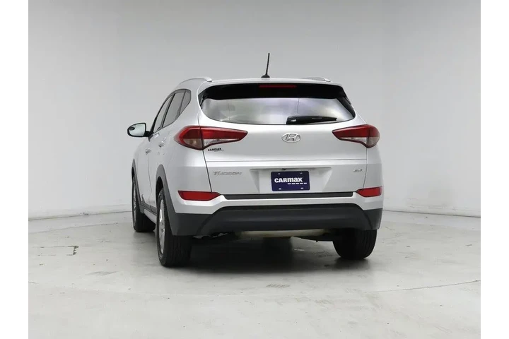 $12998 : Hyundai TUCSON 2017 AWD SE 4 image 6