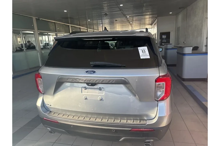 $30882 : Ford Explorer 2024 XLT 4dr S image 6
