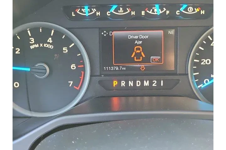 $20000 : Ford F-150 2015 4x2 XLT 4dr image 6