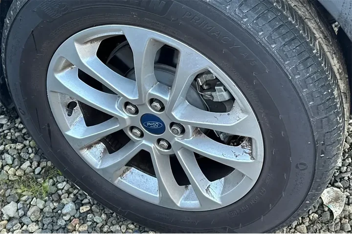 $19997 : Ford Escape 2022 SE 4dr SUV image 8