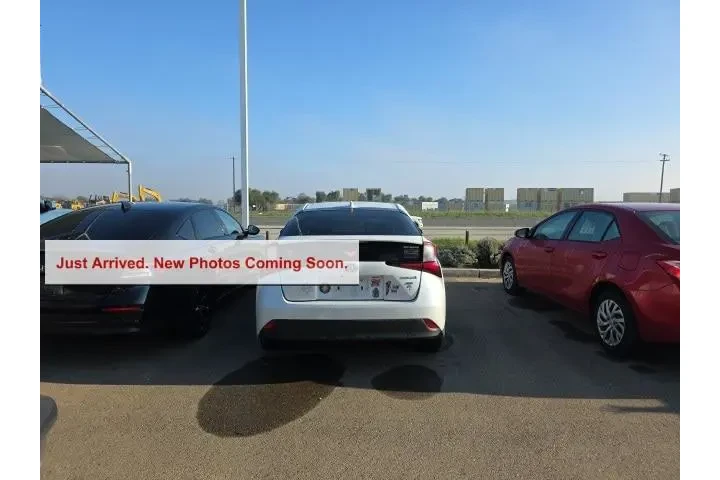 $21800 : Toyota Prius 2022 Nightshade image 5
