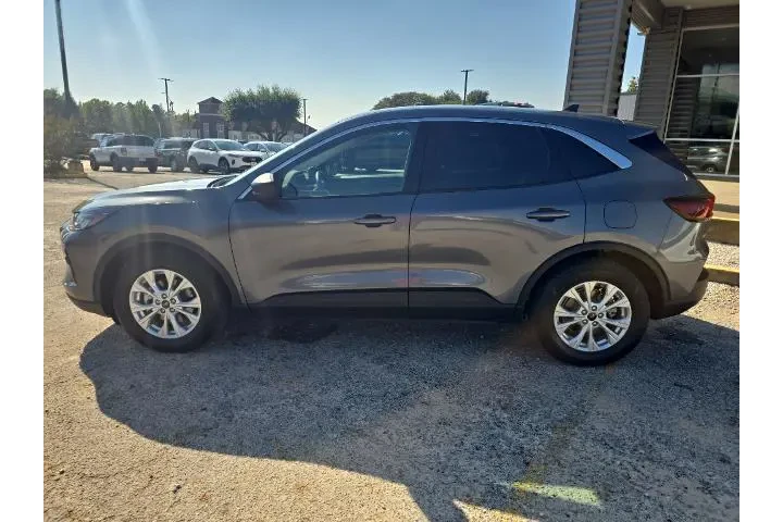 $20990 : Ford Escape 2023 Active 4dr image 8