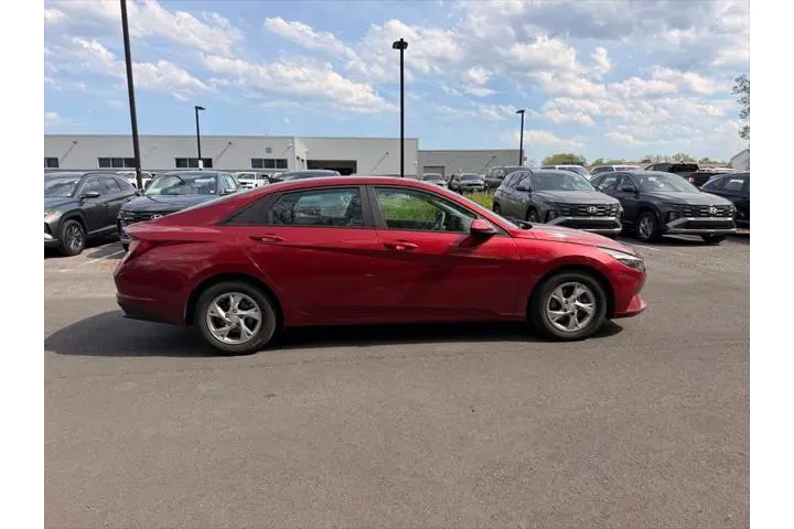 $18900 : Hyundai ELANTRA 2023 SE 4dr image 2