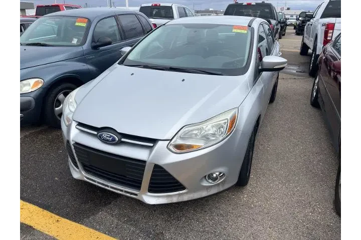 $3500 : Ford Focus 2013 SE 4dr Sedan image 3