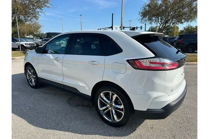 $19825 : Ford Edge 2023 AWD SE 4dr Cr image 5