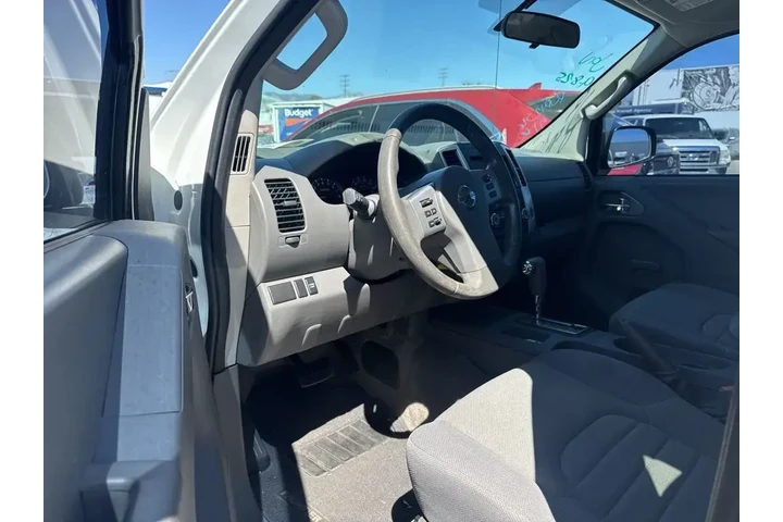 $17900 : Nissan Frontier 2017 4x2 S 4 image 6