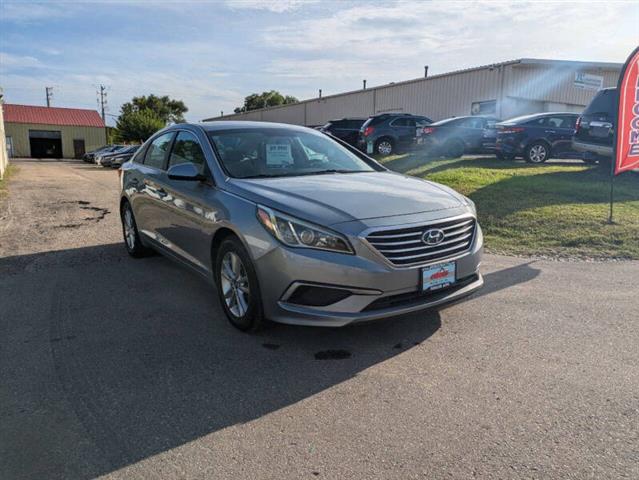 $8990 : 2017 Sonata image 9