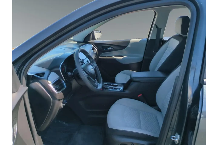 $14900 : Chevrolet Equinox 2020 4x4 L image 9