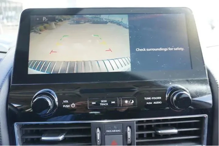 $36488 : Nissan Armada 2023 4x2 SV 4d image 9