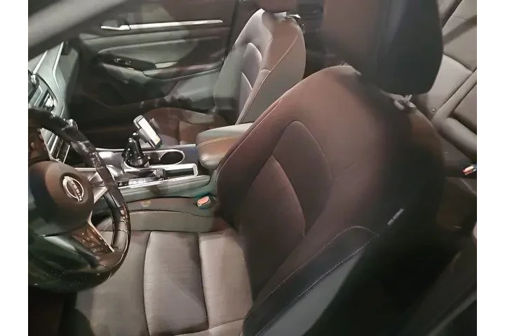 $18775 : Nissan Altima 2023 2.5 SV 4d image 3