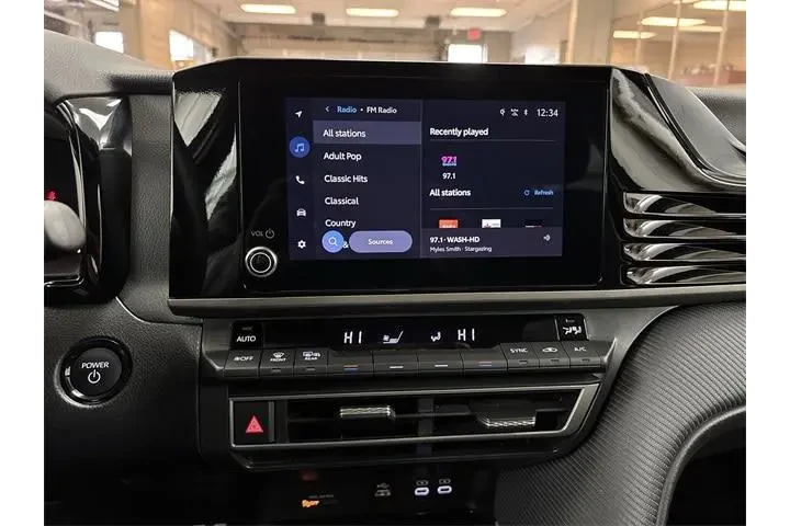 $25900 : Toyota Camry 2025 SE 4dr Sed image 7