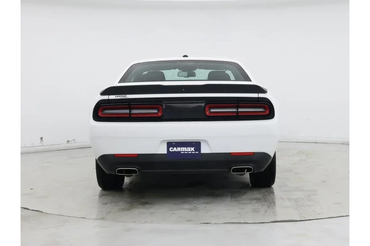 $23998 : Dodge Challenger 2020 SXT 2d image 6