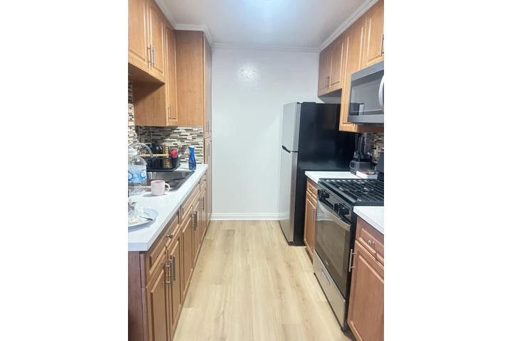 $1000 : Cuarto limpio en Whittier image 4