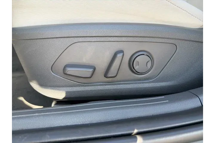 $20382 : Hyundai SONATA 2024 SEL 4dr image 10