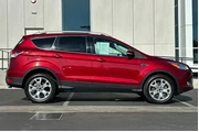 $15500 : Ford Escape 2016 Titanium 4d thumbnail
