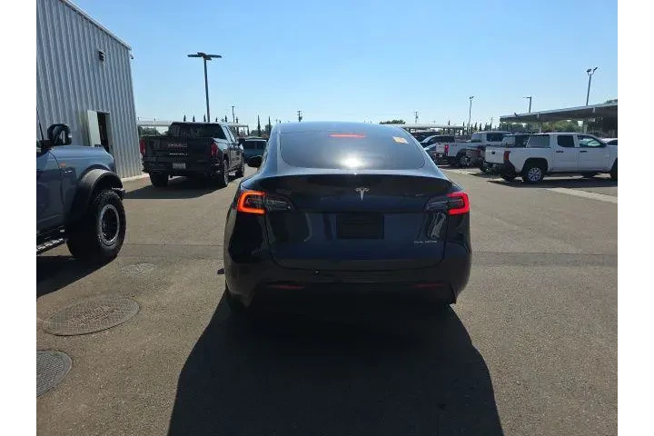 $38900 : Tesla Model Y 2024 AWD Long image 5