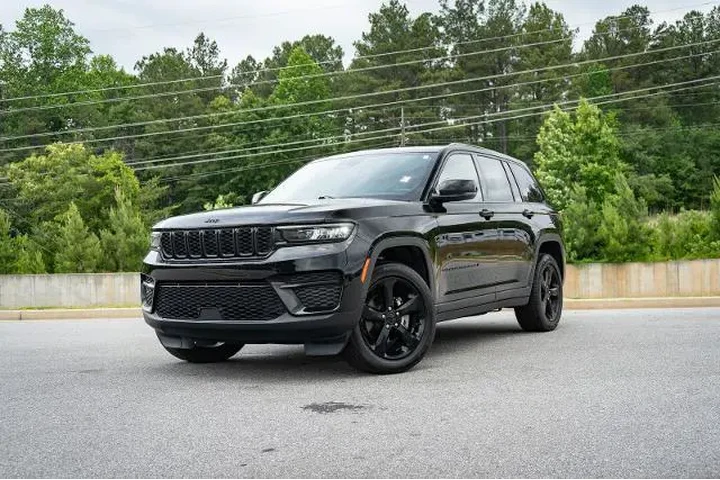$30877 : Jeep Grand Cherokee 2022 4x4 image 1