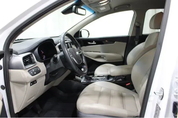 $20982 : Kia Sorento 2019 AWD EX V6 4 image 3