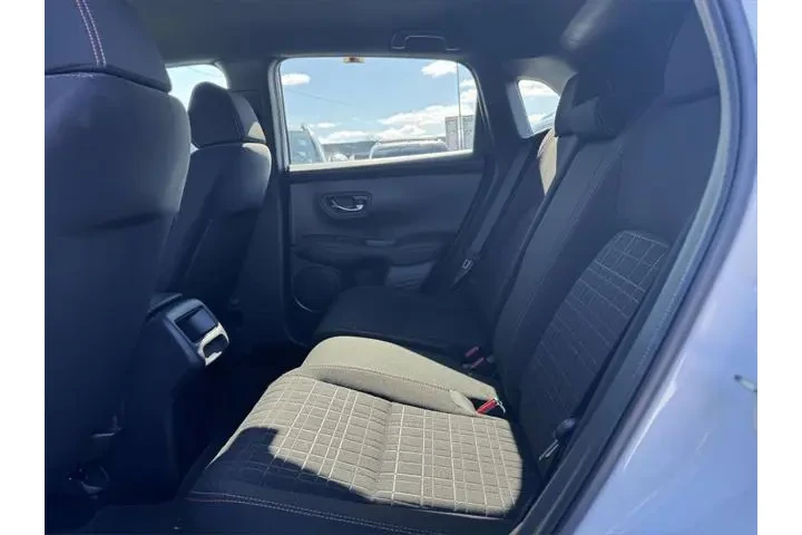 $25771 : Honda HR-V 2023 AWD Sport 4d image 9