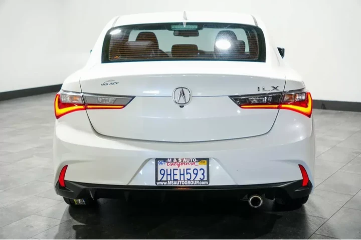 $16599 : 2021 ILX w/Premium Package image 4