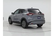 $19998 : Nissan Kicks 2023 SV 4dr Cro thumbnail
