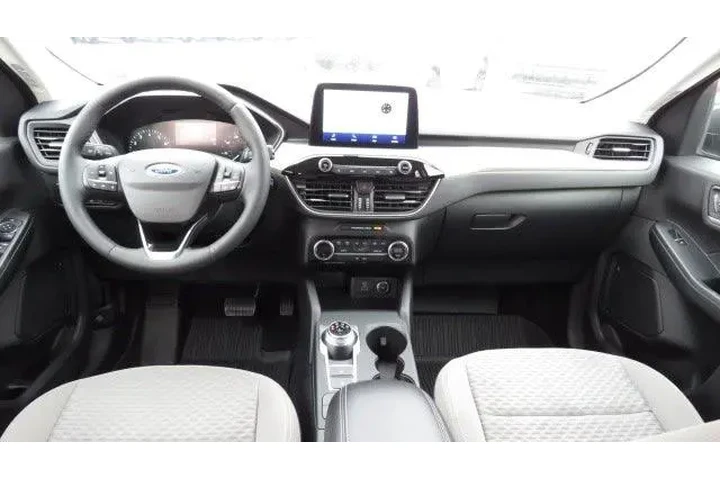 $17372 : Ford Escape 2021 AWD SE 4dr image 2