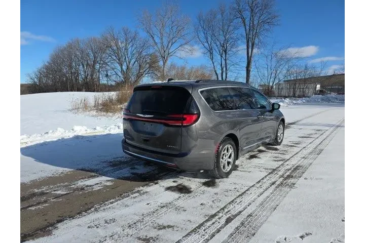 $26500 : Chrysler Pacifica 2023 Limit image 7