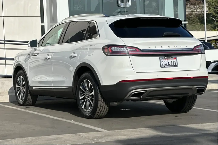 $33900 : Lincoln Nautilus 2022 Reserv image 5