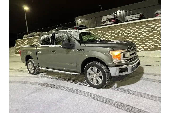 $31806 : Ford F-150 2020 4x4 XLT 4dr image 4