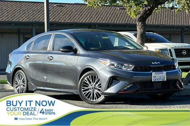 $20598 : Kia Forte 2023 GT-Line 4dr S image 1