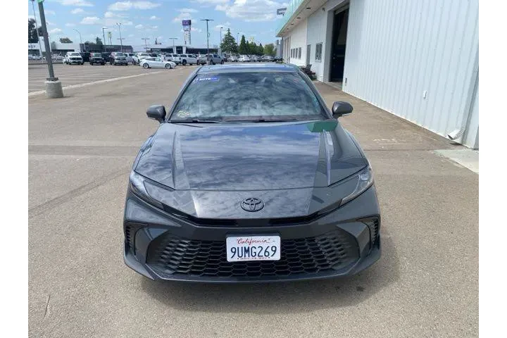 $34900 : Toyota Camry 2025 SE 4dr Sed image 2