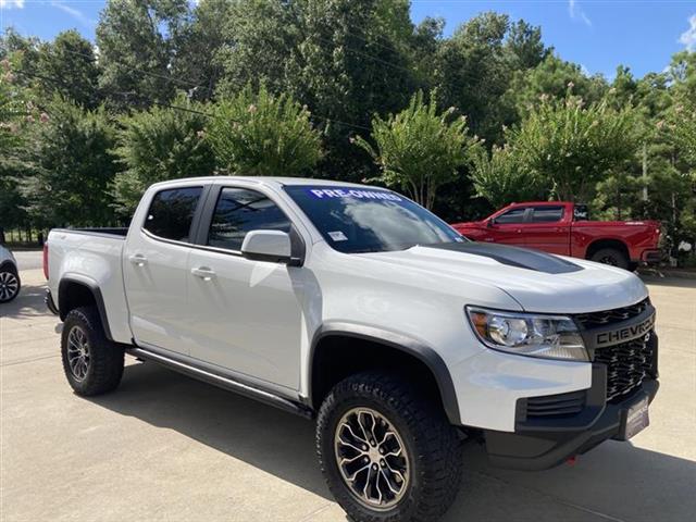 $40998 : 2021 Colorado ZR2 Crew Cab Sh image 1