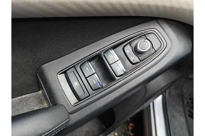 $19340 : Subaru Ascent 2019 AWD Premi image 6