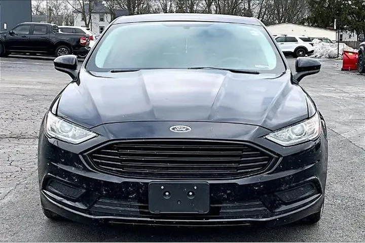 $11438 : Ford Fusion 2018 S 4dr Sedan image 8
