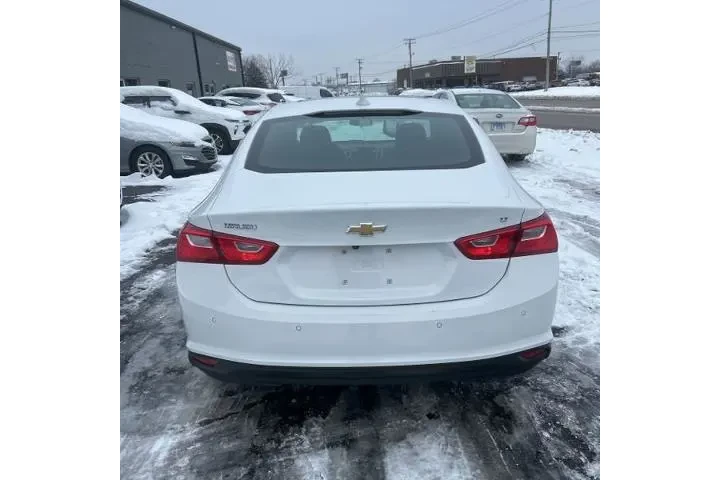 $18900 : Chevrolet Malibu 2024 LT 4dr image 5