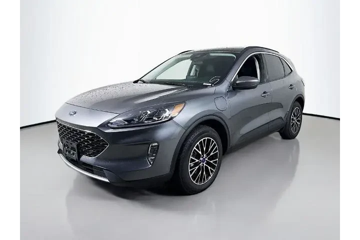 $26500 : Ford Escape Plug-In Hybrid 2 image 3