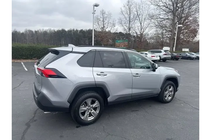 $26971 : Toyota RAV4 2024 XLE 4dr SUV image 8
