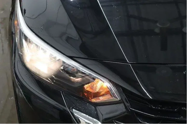 $18388 : Nissan Sentra 2024 SV 4dr Se image 9