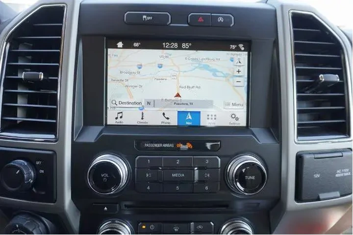 $23988 : Ford F-150 2018 4x2 Lariat 4 image 10