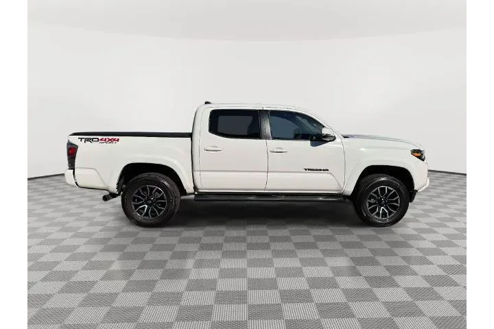 $39096 : Toyota Tacoma 2023 4x4 TRD P image 8
