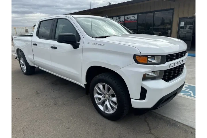 $24999 : 2019 Silverado 1500 Custom image 1