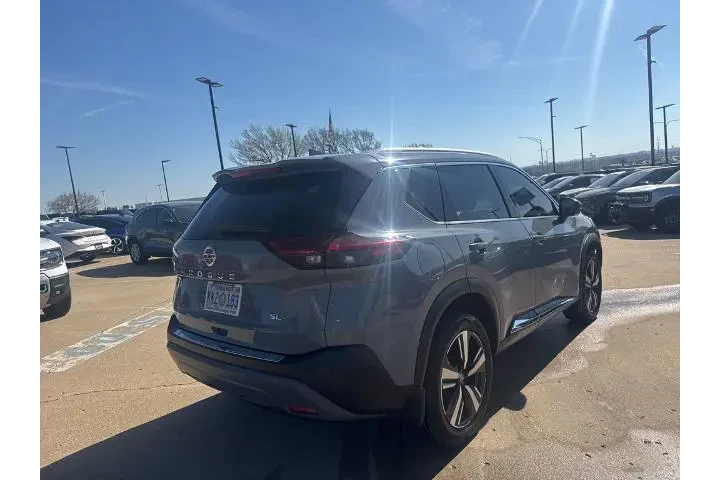 $19995 : Nissan Rogue 2021 SL 4dr Cro image 3